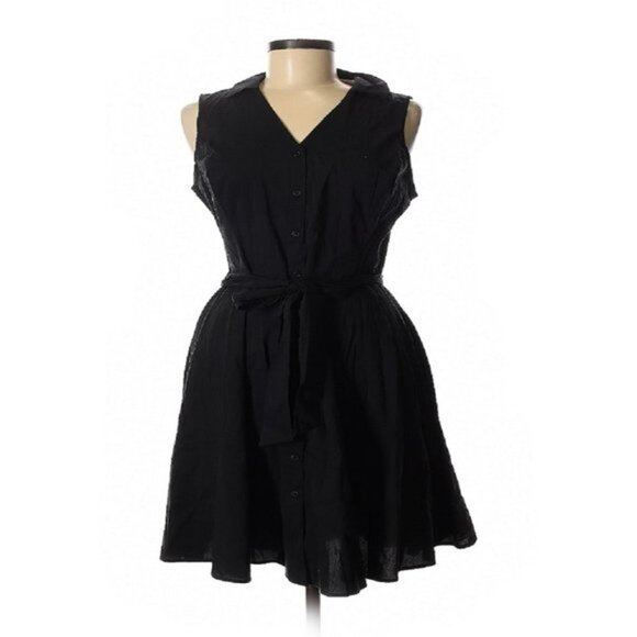 Aqua Dresses & Skirts - NWT Aqua Button Down Belted Midi Shirt Dress Black Sz. L